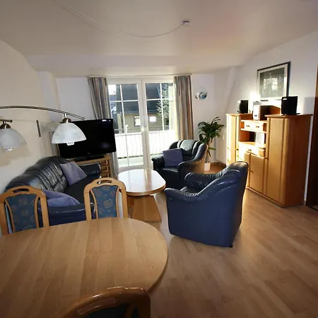 Appartement Parkside No 8 *